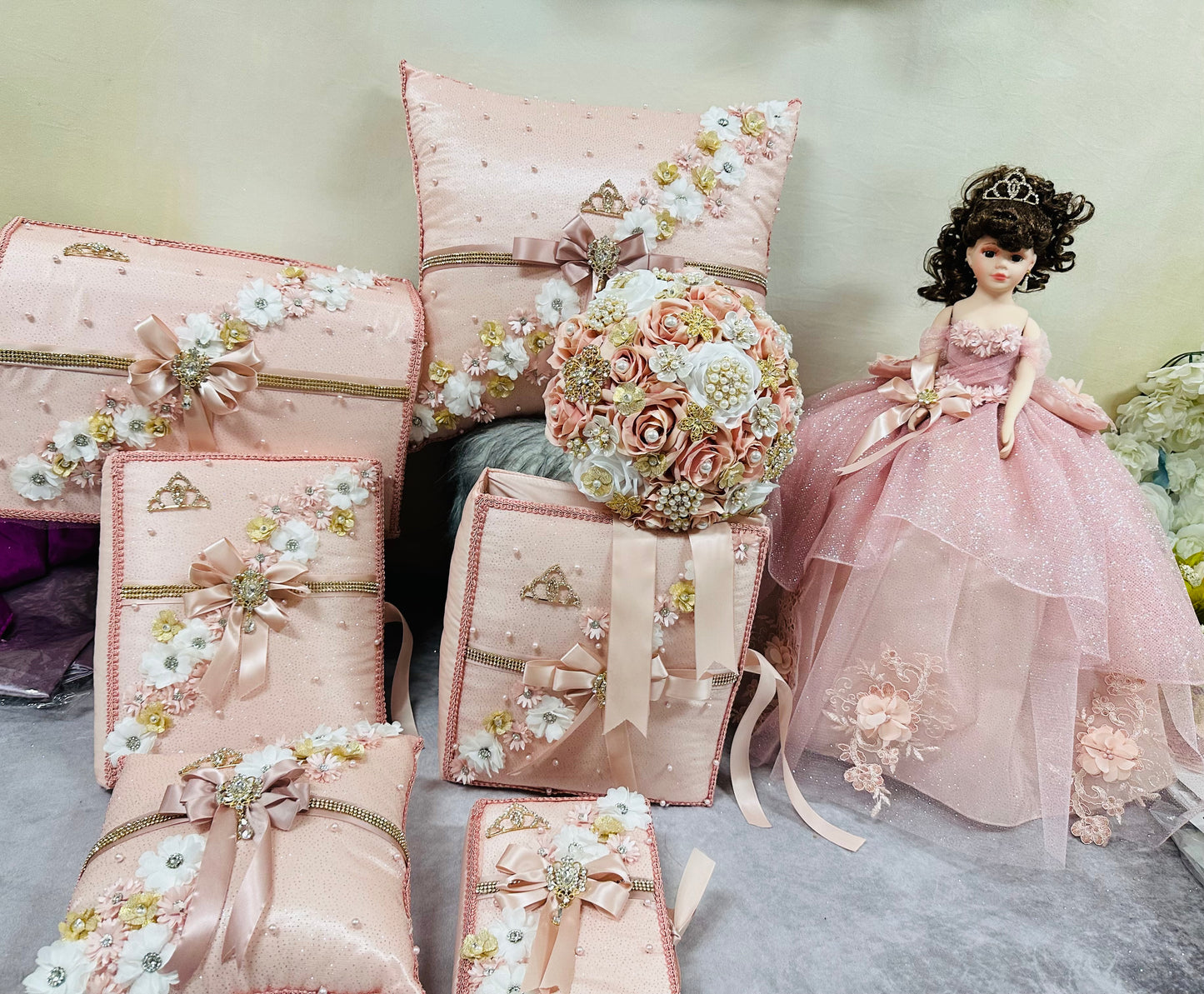 Quinceañera set