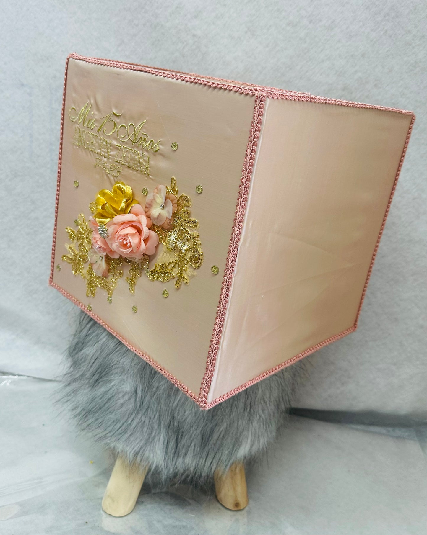 MONEY BOX