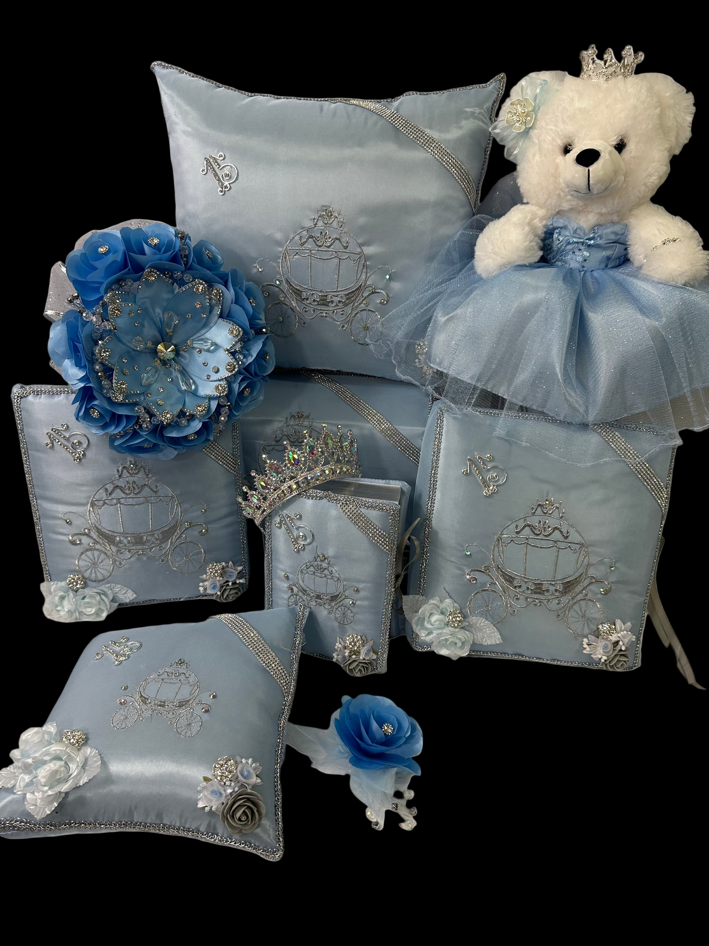 Quinceañera pillow set Cinderella team