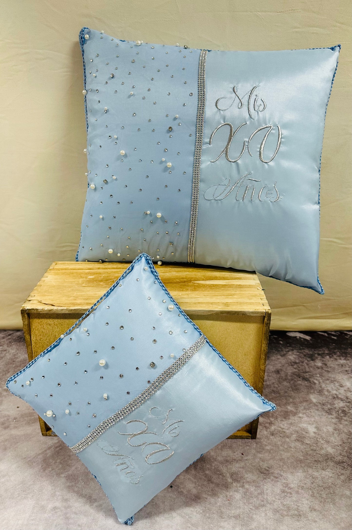 Quinceañera Pillows set