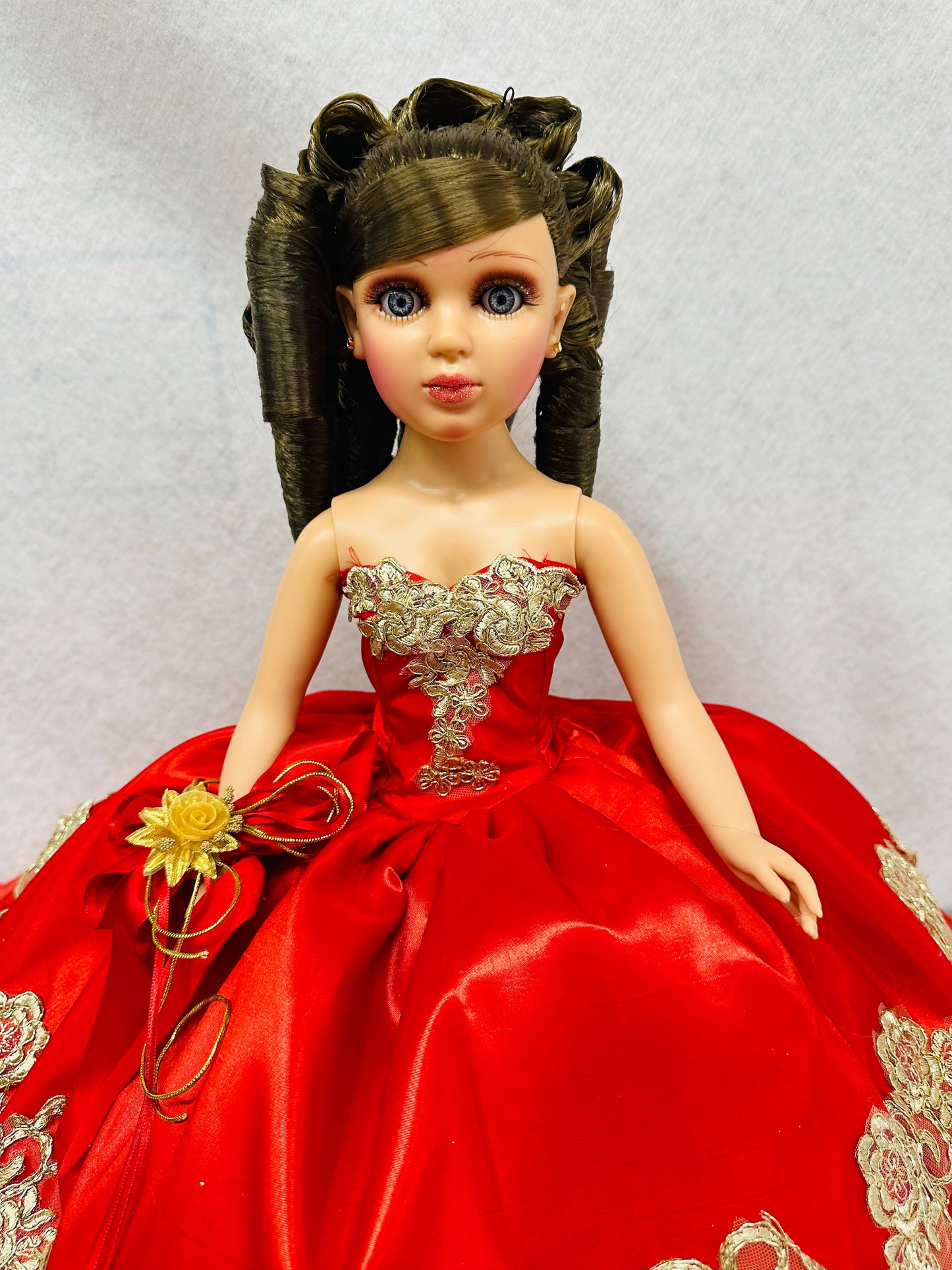 QUINCE DOLL