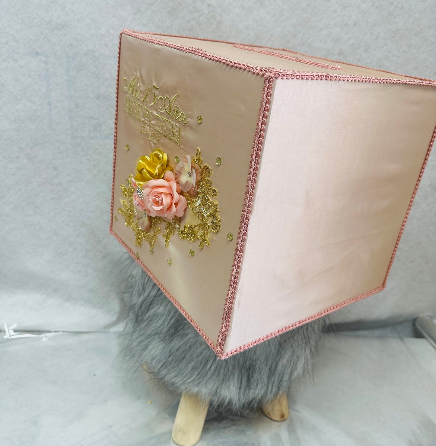MONEY BOX