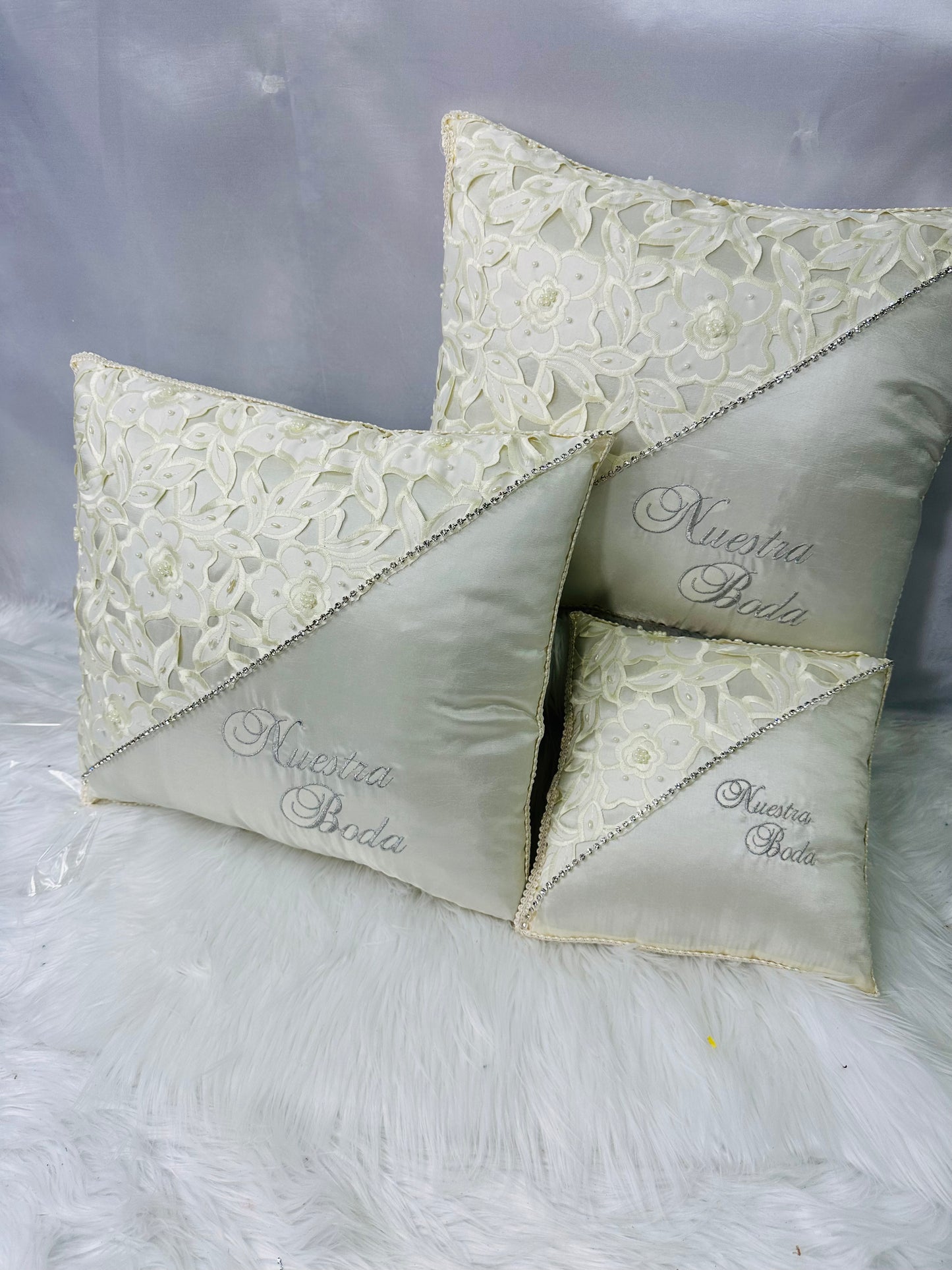 SET PILLOWS