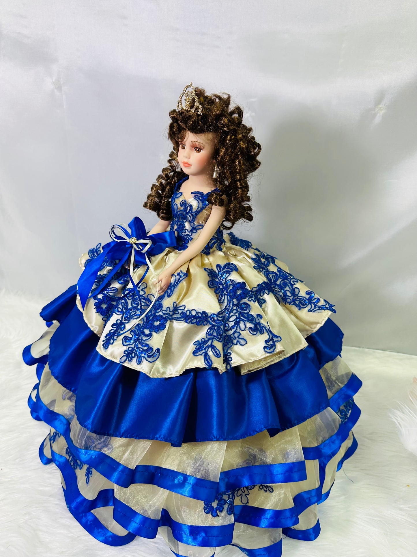 Doll charra